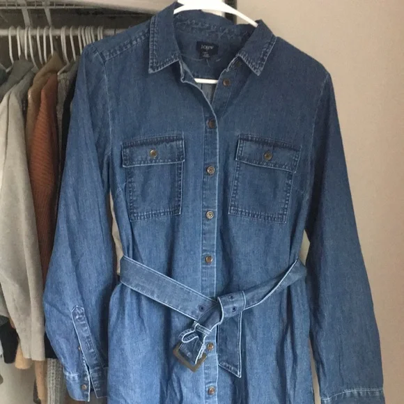 J. Crew Denim Dress, has rip in wrist that needs sewn - Picture 4 of 8